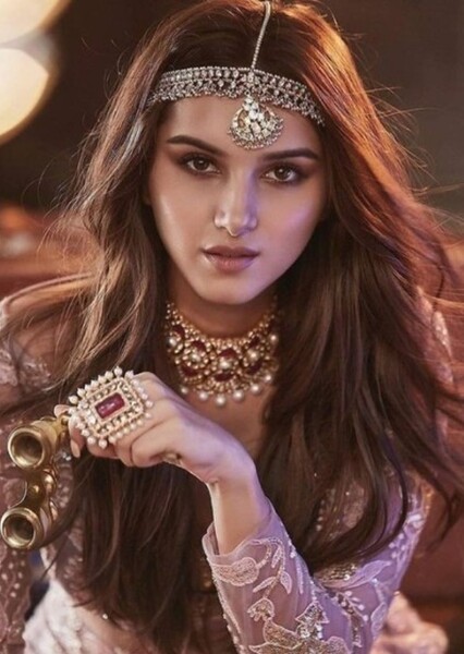 Tara Sutaria photo