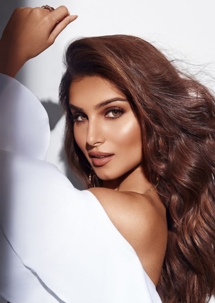 Tara Sutaria photo