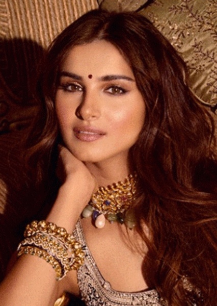 Tara Sutaria photo