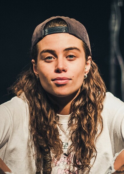 Tash Sultana photo