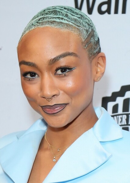 Tati Gabrielle photo