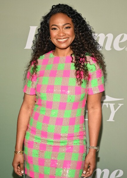 Tatyana Ali photo