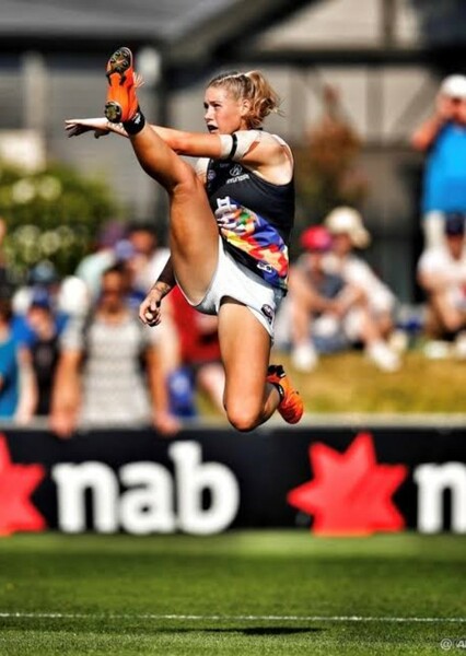 Tayla Harris photo