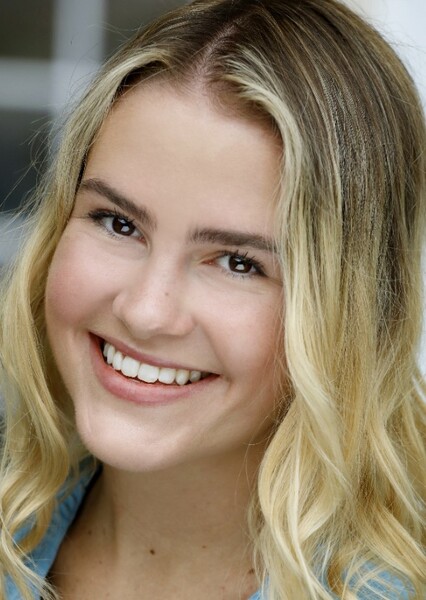 Taylar Hender photo