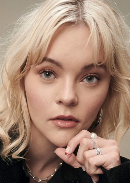 Taylor Hickson photo