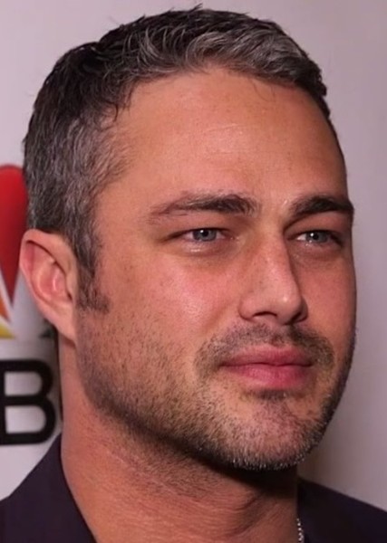 Taylor Kinney photo