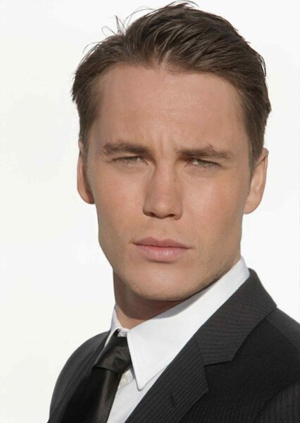 Taylor Kitsch photo
