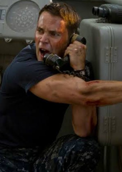 Taylor Kitsch photo