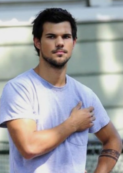 Taylor Lautner
