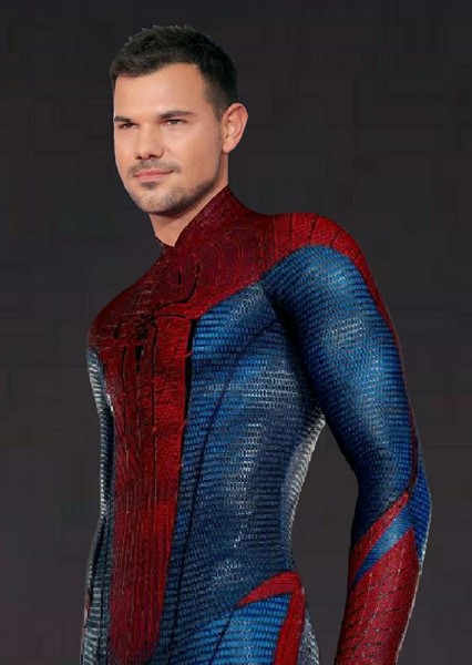 Taylor Lautner photo