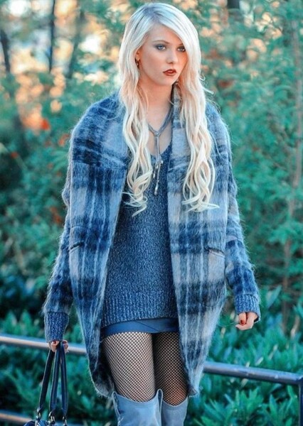 Taylor Momsen photo