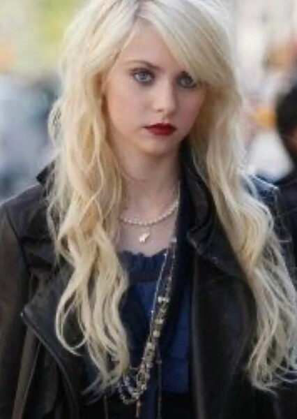 Taylor Momsen photo