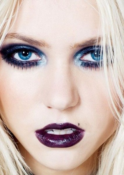 Taylor Momsen photo