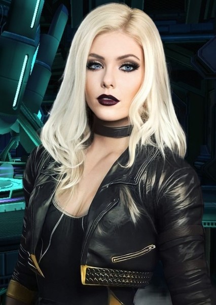 Taylor Momsen photo