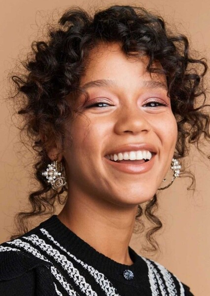 Taylor Russell photo