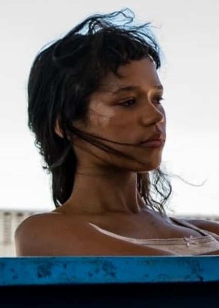Taylor Russell photo