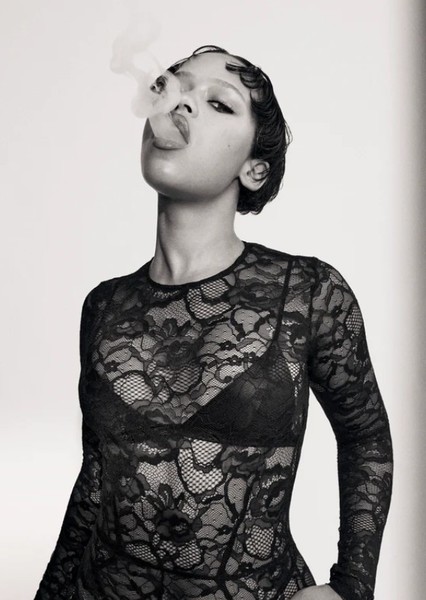 Taylor Russell photo