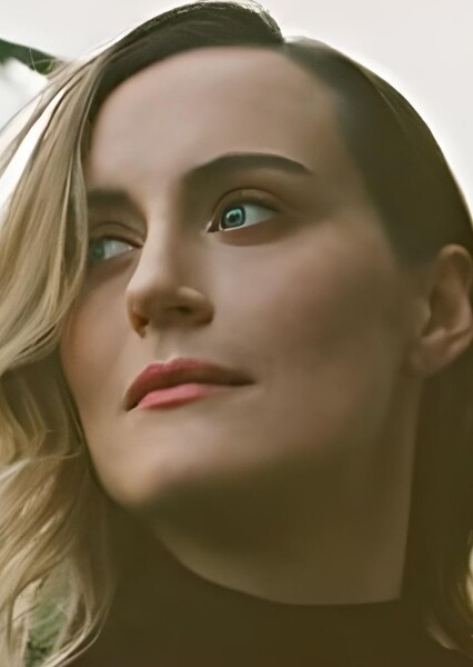 Taylor Schilling photo