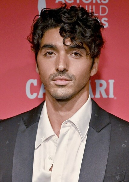 Taylor Zakhar Perez photo