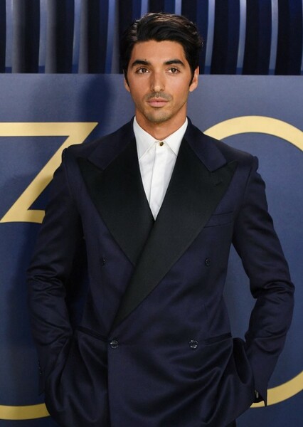 Taylor Zakhar Perez photo