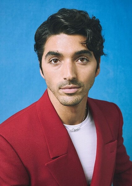 Taylor Zakhar Perez photo
