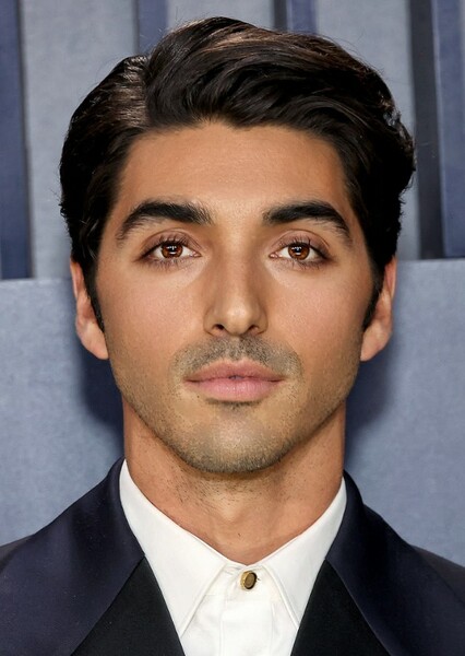 Taylor Zakhar Perez photo