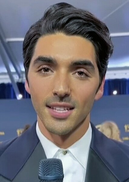 Taylor Zakhar Perez photo