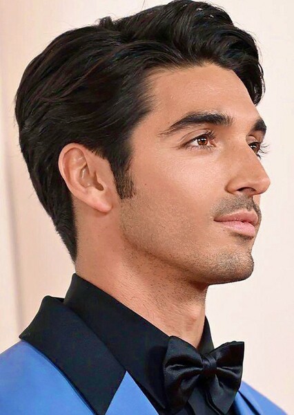 Taylor Zakhar Perez photo
