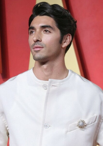 Taylor Zakhar Perez photo