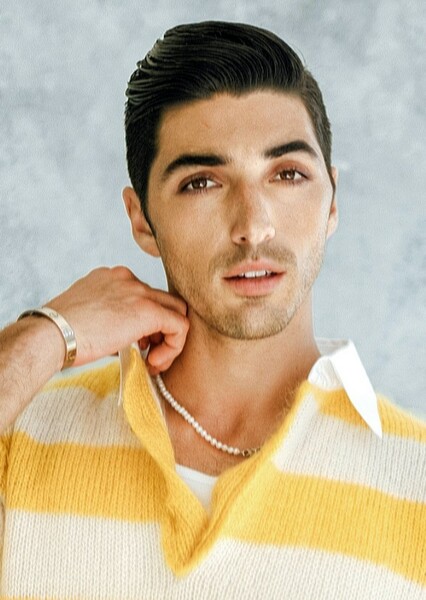 Taylor Zakhar Perez photo