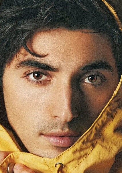 Taylor Zakhar Perez photo