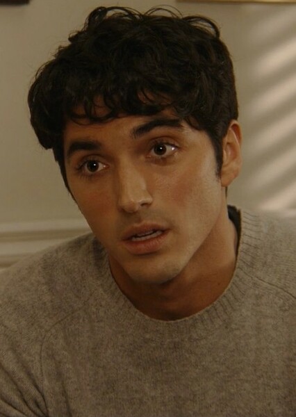 Taylor Zakhar Perez photo
