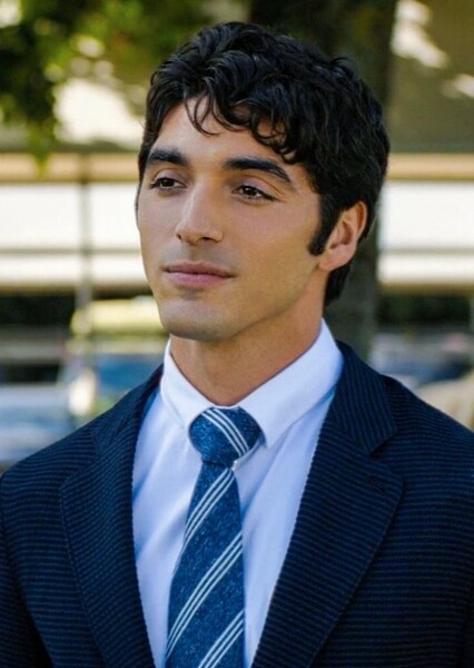 Taylor Zakhar Perez photo