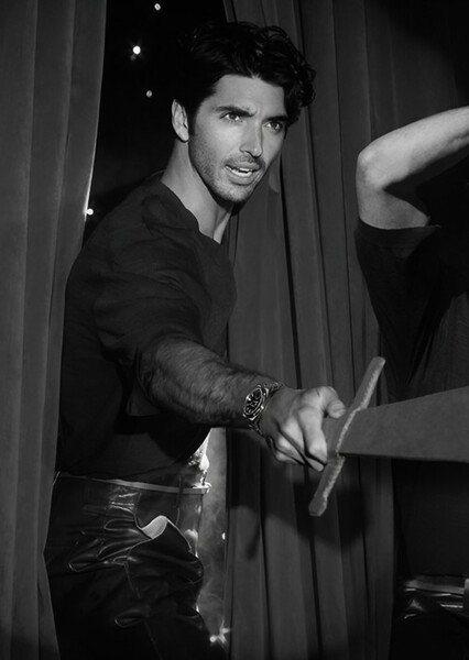 Taylor Zakhar Perez photo