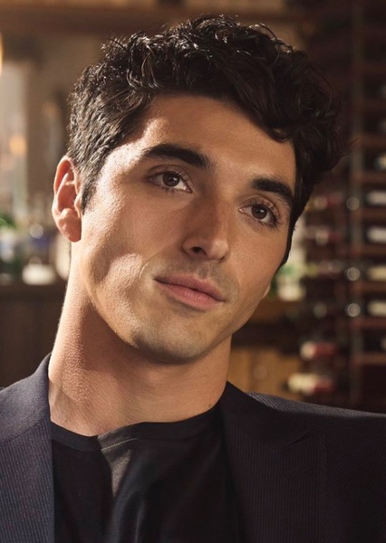 Taylor Zakhar Perez photo