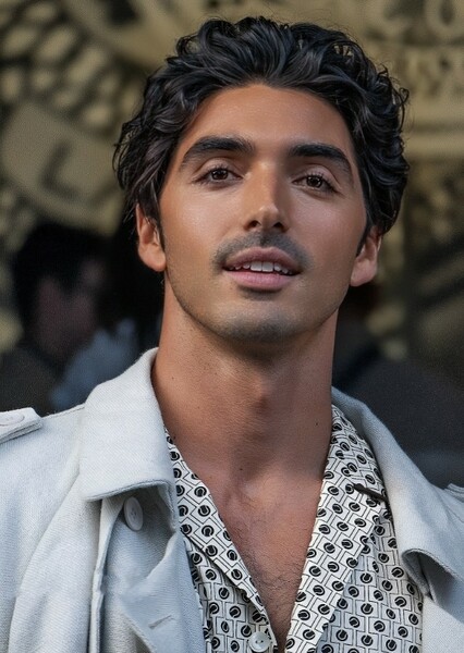 Taylor Zakhar Perez photo