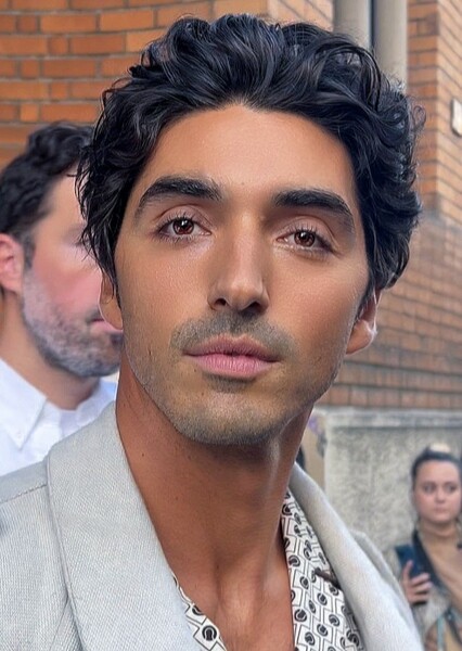 Taylor Zakhar Perez photo