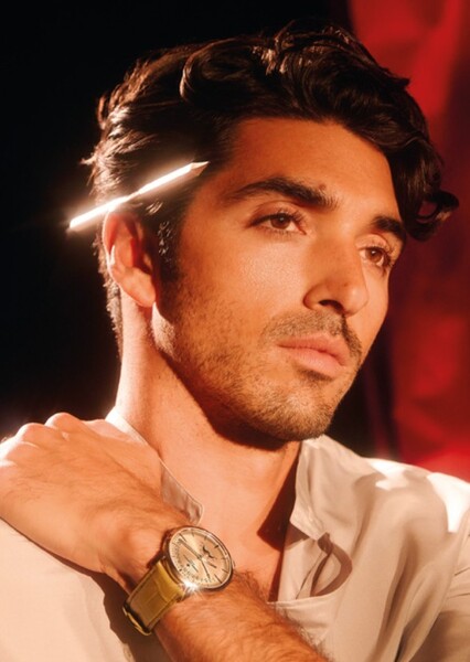 Taylor Zakhar Perez photo