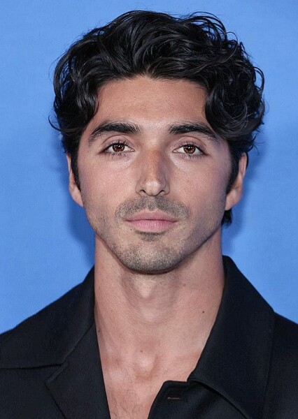 Taylor Zakhar Perez photo