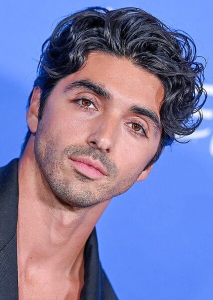 Taylor Zakhar Perez photo