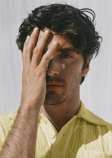 Taylor Zakhar Perez photo