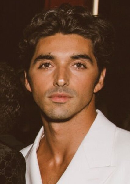 Taylor Zakhar Perez photo