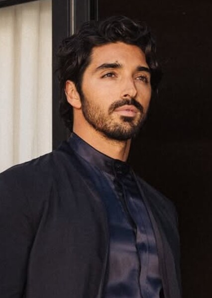 Taylor Zakhar Perez photo