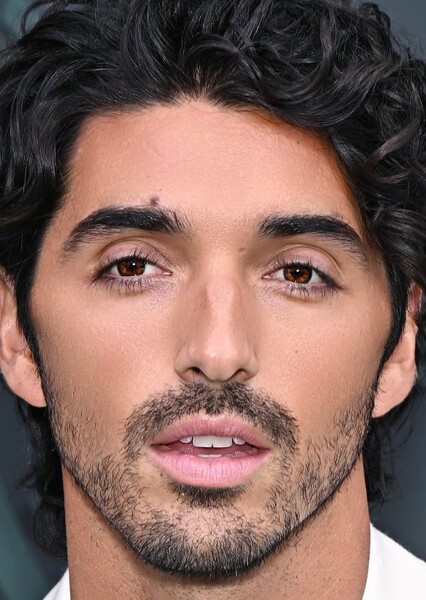 Taylor Zakhar Perez photo