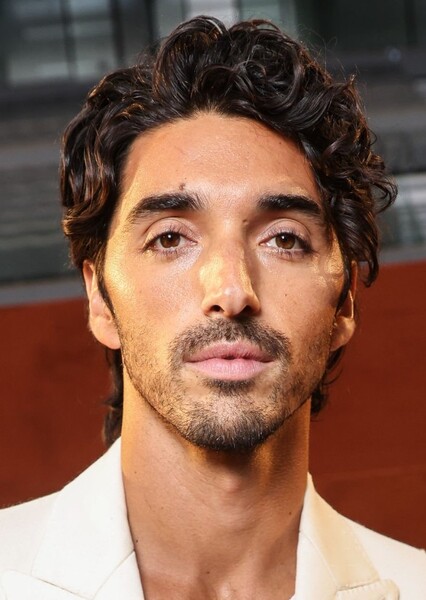Taylor Zakhar Perez photo