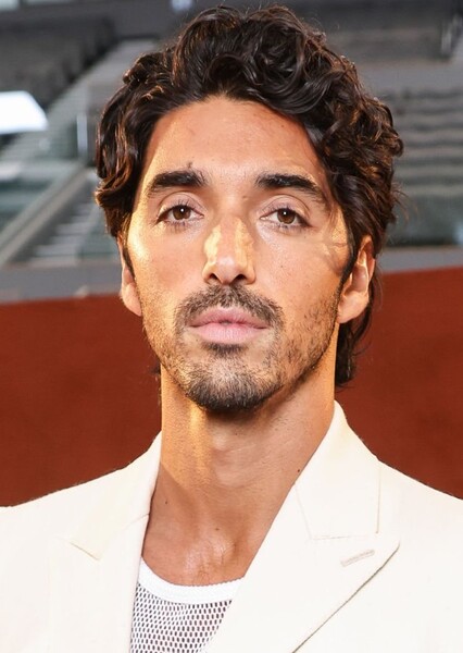 Taylor Zakhar Perez photo