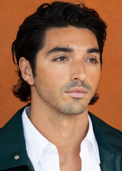 Taylor Zakhar Perez photo