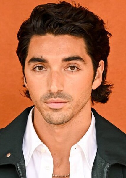 Taylor Zakhar Perez photo