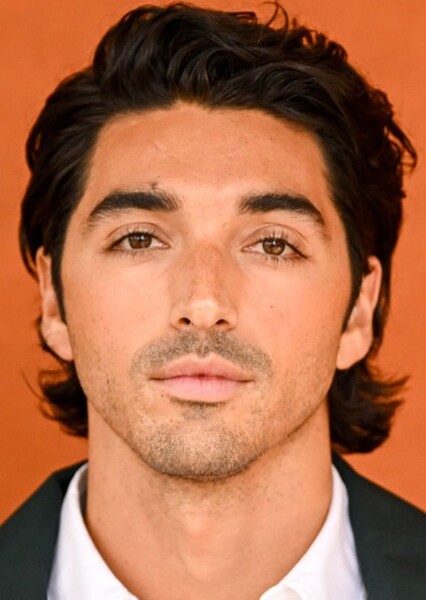 Taylor Zakhar Perez photo