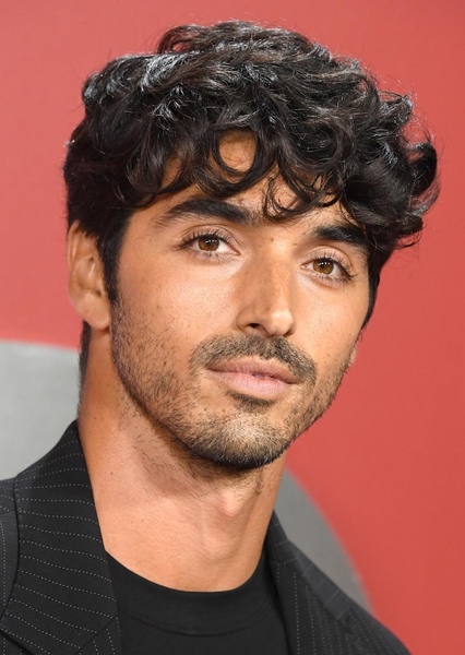 Taylor Zakhar Perez photo